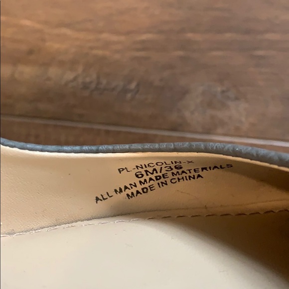 Heels - Picture 6 of 7